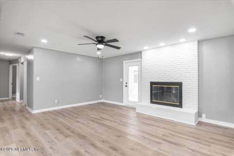 1720 Bay Circle, Orange Park FL - photo 12 of 45