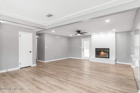 1720 Bay Circle, Orange Park FL - photo 10 of 45