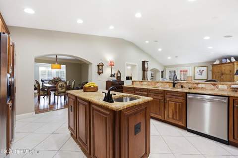 3615 Via De La Reina, Jacksonville FL - photo 12 of 53