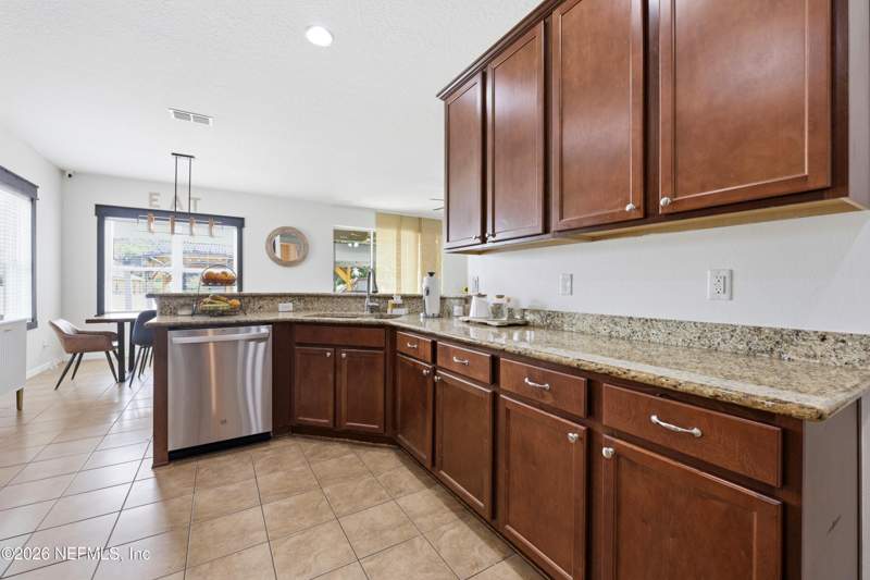 4 bedroom Single Family Residence at 703 WELCOME HOME Drive, Kindle Wood, Middleburg — photo 5