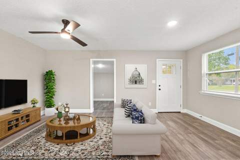 2108 Hugh Edwards Drive, Jacksonville FL - photo 15 of 34