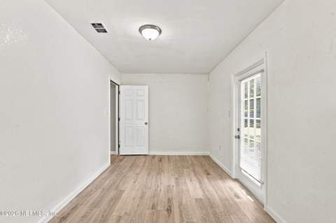 3261 Tiger Hole Road, Jacksonville FL - photo 20 of 39