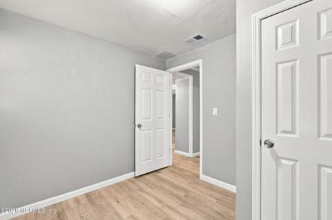 3261 Tiger Hole Road, Jacksonville FL - photo 22 of 39