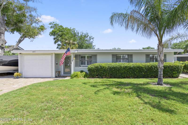 2 bedroom Single Family Residence at 1215 15th Avenue, Beaches Homesites, Jacksonville Beach — photo 2