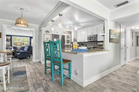 1215 15th Avenue, Jacksonville Beach FL - photo 7 of 30