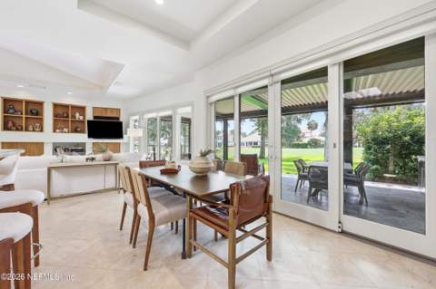 240 Laurel Lane, Ponte Vedra Beach FL - photo 13 of 56