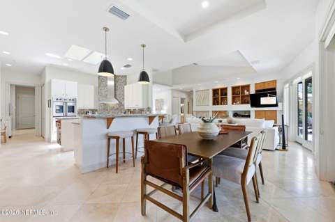 240 Laurel Lane, Ponte Vedra Beach FL - photo 16 of 56