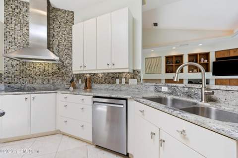 240 Laurel Lane, Ponte Vedra Beach FL - photo 10 of 56