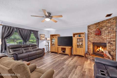 3249 Maryland Avenue, Green Cove Springs FL - photo 9 of 52