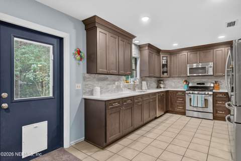 3249 Maryland Avenue, Green Cove Springs FL - photo 13 of 52