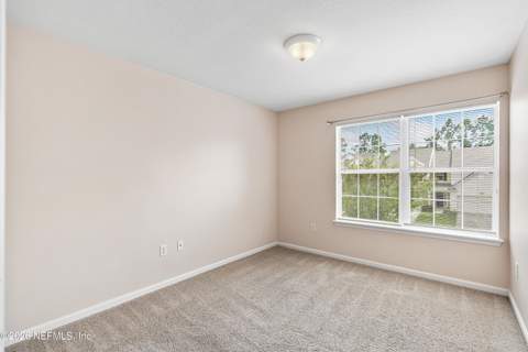 6486 Yellow Leaf Court, Jacksonville FL - photo 22 of 34