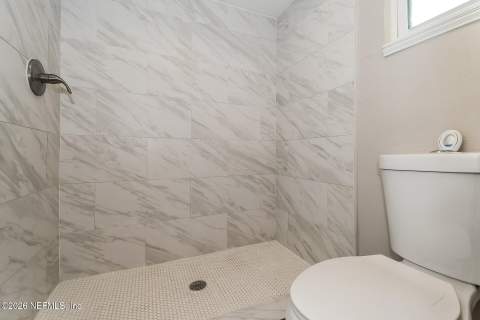 8371 Pointer Drive, Jacksonville FL - photo 14 of 20