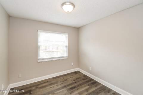8371 Pointer Drive, Jacksonville FL - photo 15 of 20