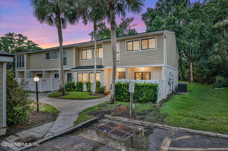 4 bedroom Condominium at 7950 Los Robles Court #7950, Los Lagos, Jacksonville — photo 3