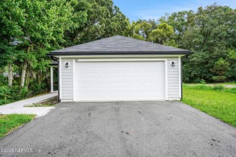 5737 Vernon Road, Jacksonville FL - photo 16 of 20
