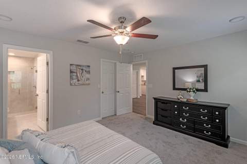 5233 Alpha Avenue, Jacksonville FL - photo 19 of 30