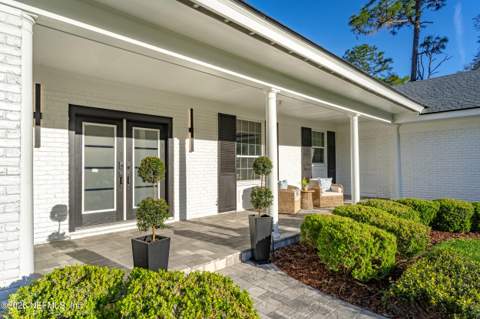 10042 Lake Lamar Court, Jacksonville FL - photo 10 of 85