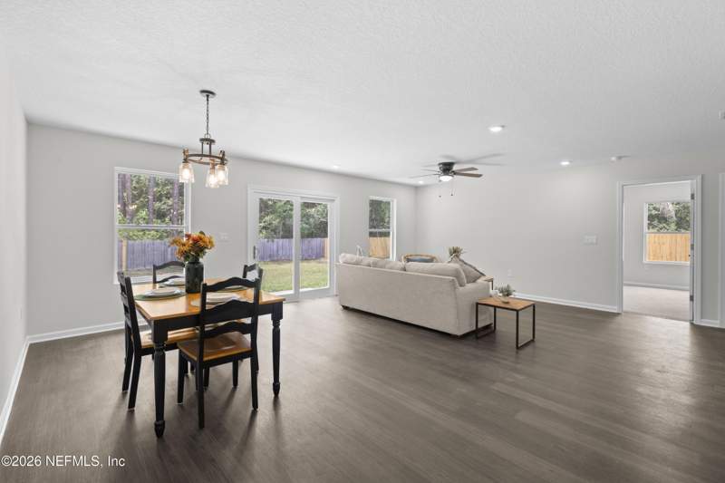 4 bedroom Single Family Residence at 8222 Foxdale Drive, Foxwood, Jacksonville — photo 4