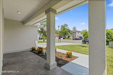 8222 Foxdale Drive, Jacksonville FL - photo 9 of 52