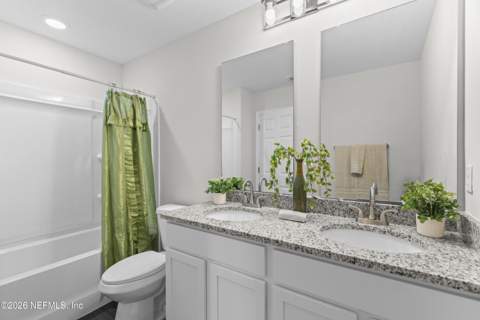8222 Foxdale Drive, Jacksonville FL - photo 24 of 52