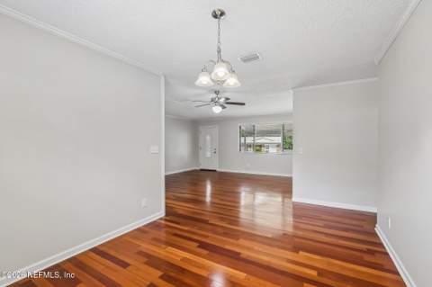 1706 Grove Park Drive, Orange Park FL - photo 13 of 35