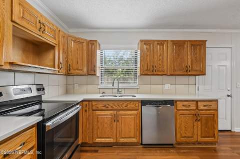 1706 Grove Park Drive, Orange Park FL - photo 6 of 36