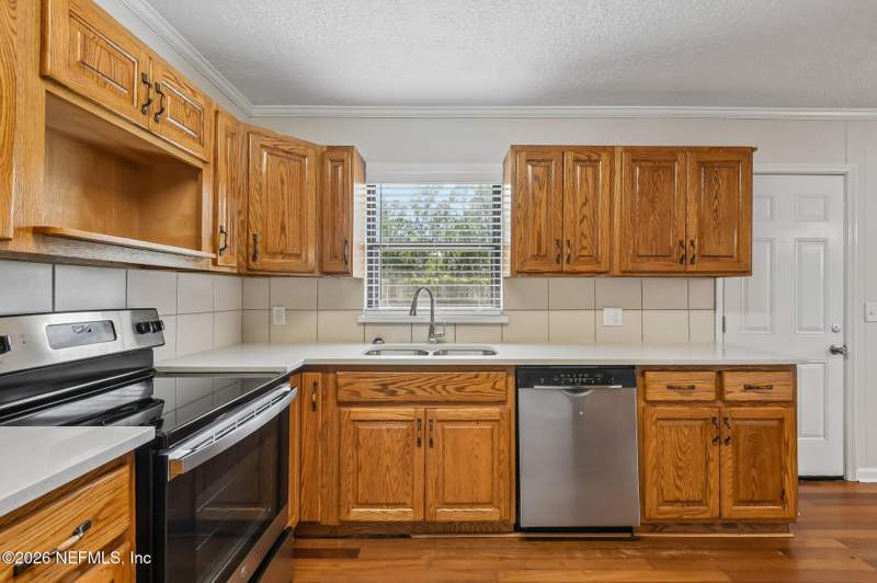 3 bedroom Single Family Residence at 1706 Grove Park Drive, Grove Park, Orange Park — photo 5