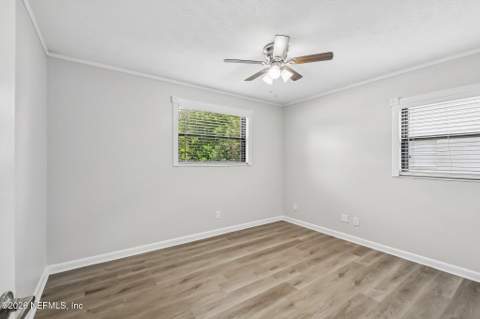1706 Grove Park Drive, Orange Park FL - photo 20 of 35