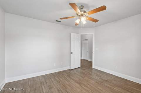 7917 WINTERWOOD Circle, Jacksonville FL - photo 6 of 40