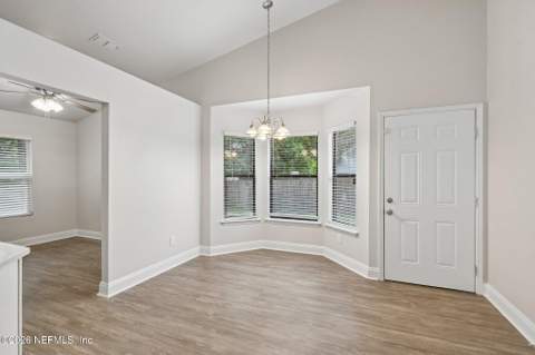 7917 WINTERWOOD Circle, Jacksonville FL - photo 14 of 40