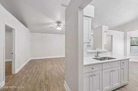 7917 WINTERWOOD Circle, Jacksonville FL - photo 24 of 40