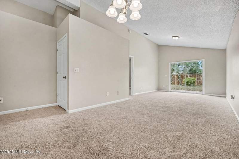 3 bedroom Single Family Residence at 8350 Argyle Corners Court, Argyle Corners, Jacksonville — photo 2