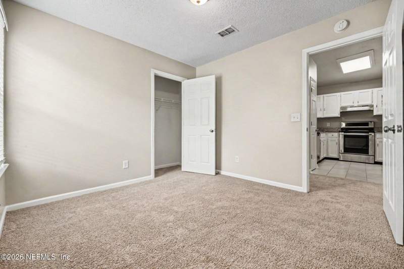 3 bedroom Single Family Residence at 8350 Argyle Corners Court, Argyle Corners, Jacksonville — photo 4