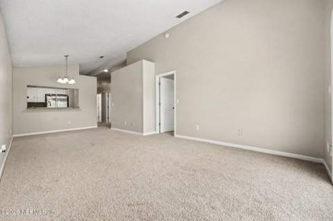8350 Argyle Corners Court, Jacksonville FL - photo 7 of 20