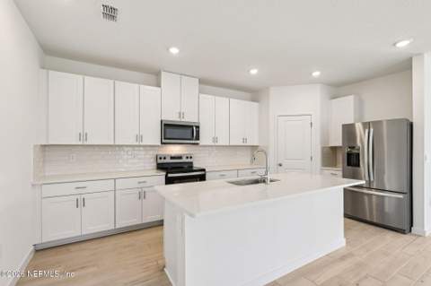 3586 Bella Sera Lane, Green Cove Springs FL - photo 11 of 32