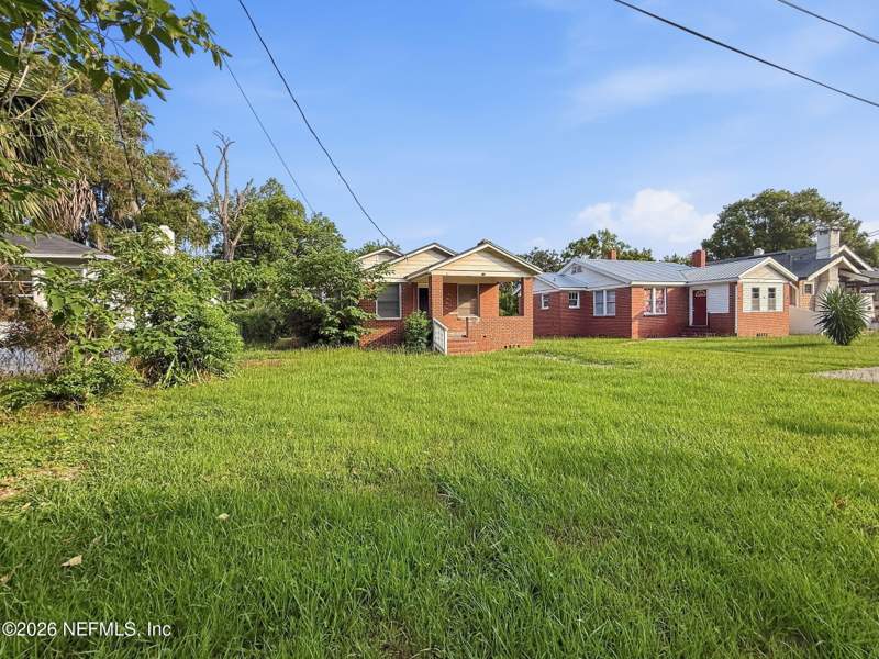 2 bedroom Single Family Residence at 8030 HAWTHORNE Street, Panama Park, Jacksonville — photo 1