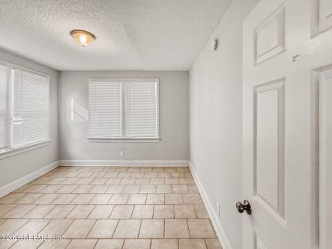 8030 Hawthorne Street, Jacksonville FL - photo 22 of 45