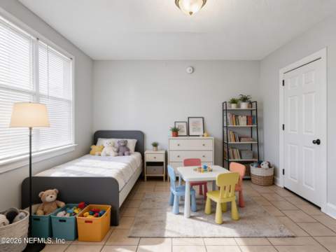 8030 Hawthorne Street, Jacksonville FL - photo 10 of 45