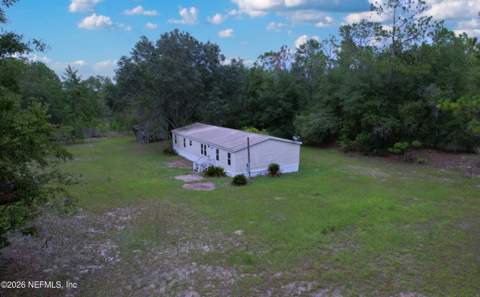 173 Hill Top Loop, Hawthorne FL - photo 9 of 41