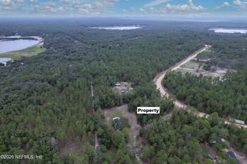 173 Hill Top Loop, Hawthorne FL - photo 13 of 41