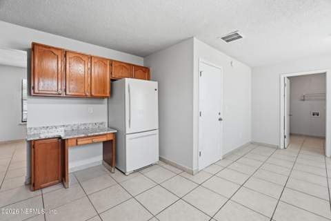 10330 Elderberry Drive, Jacksonville FL - photo 12 of 27