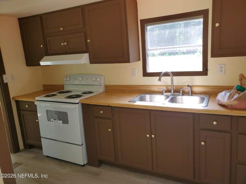 2 bedroom Mobile Home at 1151 Village Green Drive, Baldwin, Jacksonville — photo 5
