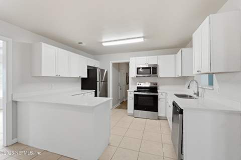 2335 Brest Road, Jacksonville FL - photo 8 of 26