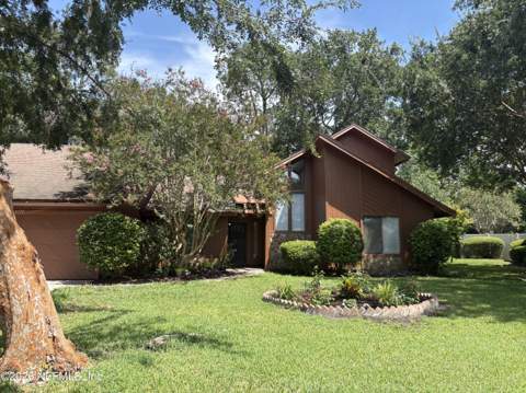3171 Misty Creek Lane, Jacksonville FL - photo 10 of 21