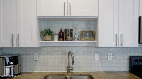 414 E 3rd Street, Jacksonville FL - photo 12 of 55