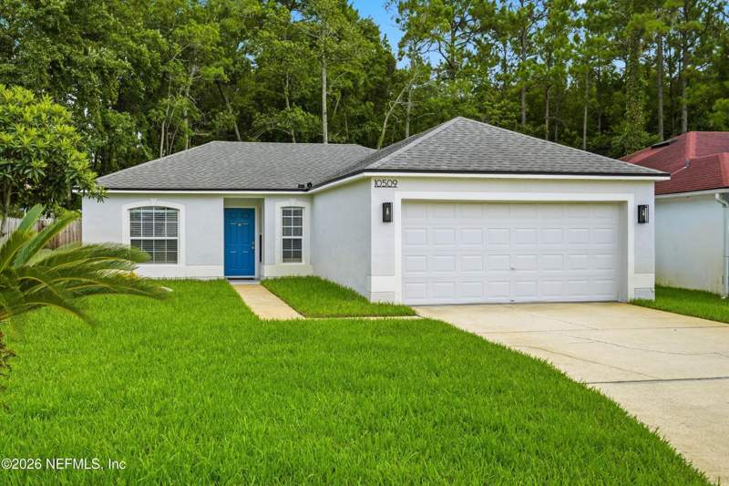 3 bedroom Single Family Residence at 10509 N LANTANA LAKES Drive, Lantana Lakes, Jacksonville — photo 2