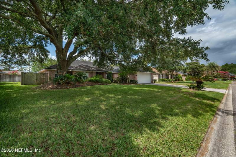 4 bedroom Single Family Residence at 1824 DAYTONA Lane, Biscayne Estates, Jacksonville — photo 1