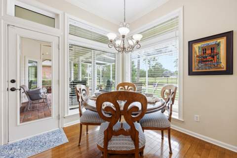 4078 Glenhurst Drive, Jacksonville FL - photo 14 of 36
