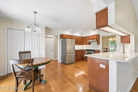 3331 Hidden Lake Drive, Jacksonville FL - photo 10 of 43