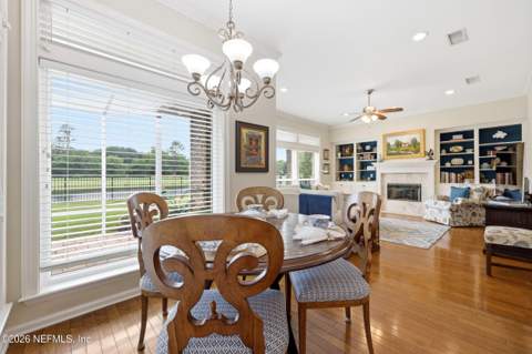 4078 Glenhurst Drive, Jacksonville FL - photo 13 of 36
